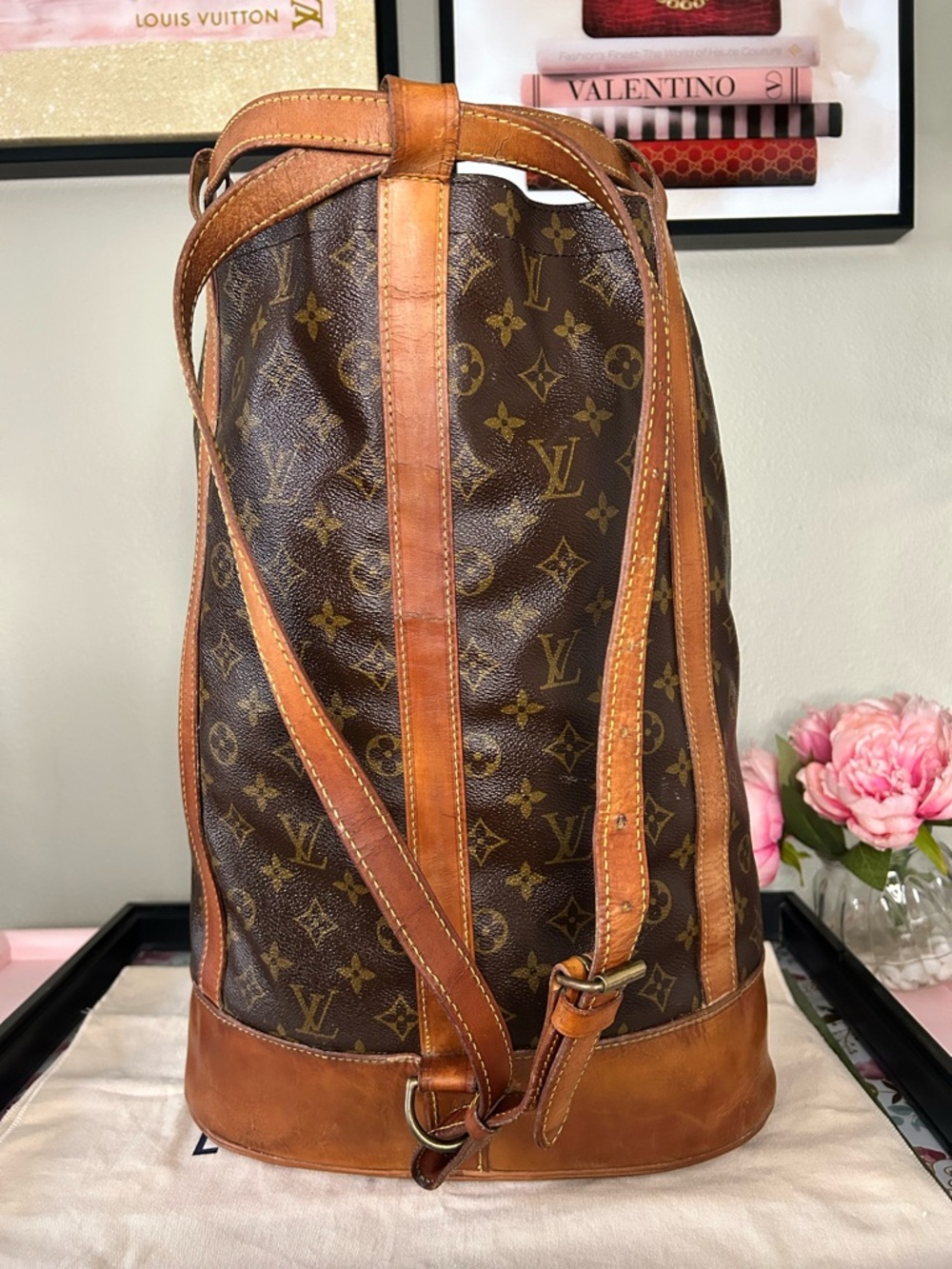 Louis Vuitton Randonnee GM Monogram Backpack - Picture 2 of 9